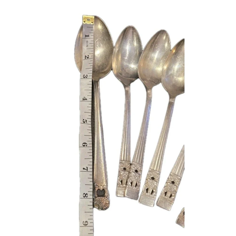 12 PC Oneida Community CORONATION Silver Plate 1936 Silverware Fork Spoon
